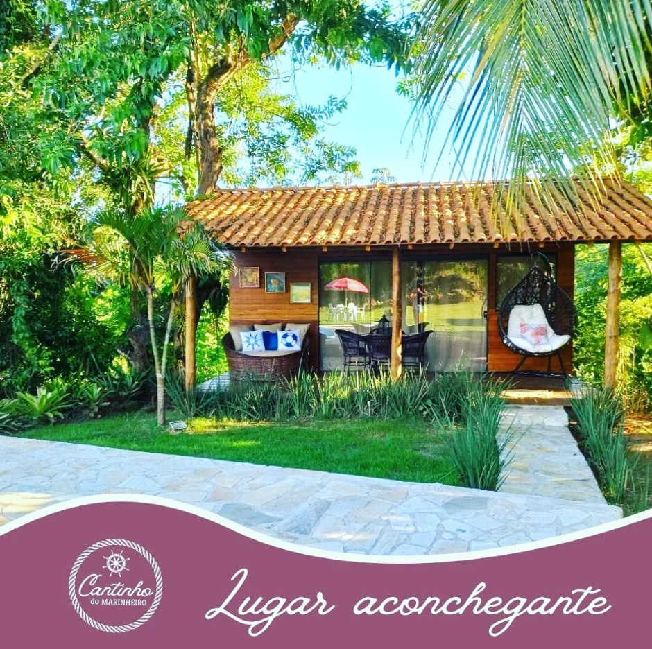 Cantinho do Marinheiro chalet at golden hour